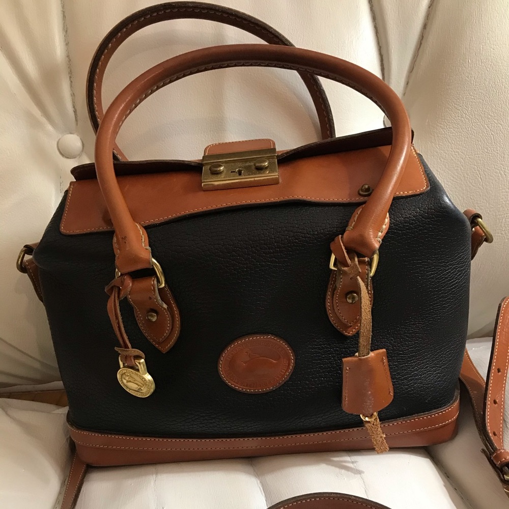 Vintage square Dooney & Bourke pebble leather bag